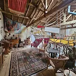 Le Petit Permadise Bed & Breakfast