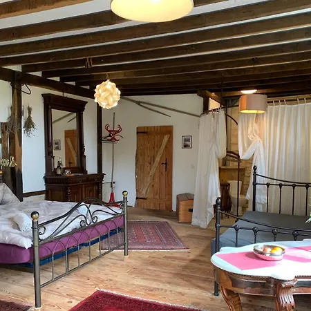 Le Petit Permadise 3* Chassiecq