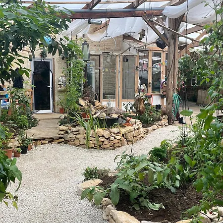 Couette-café Le Petit Permadise 3*